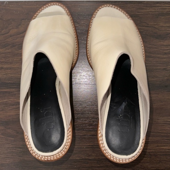 tibi Blane Leather Neutral Chunky Block Heel Open Toe Boho Mules Sz 36.5 (US 6) - Picture 9 of 12
